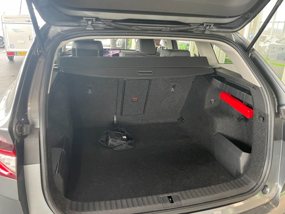 Skoda Enyaq 50 iV 5d