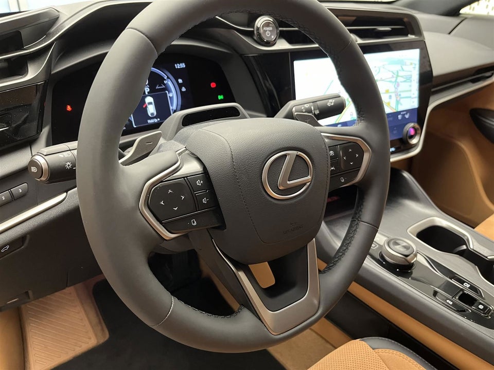 Lexus RZ450e Luxury 5d