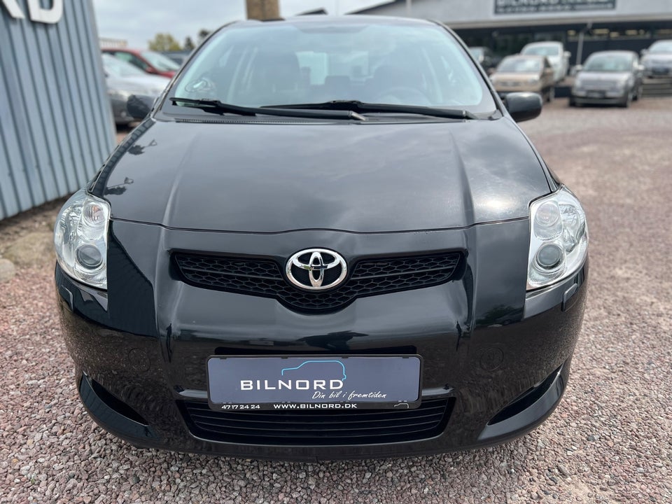 Toyota Auris 1,6 TX 5d