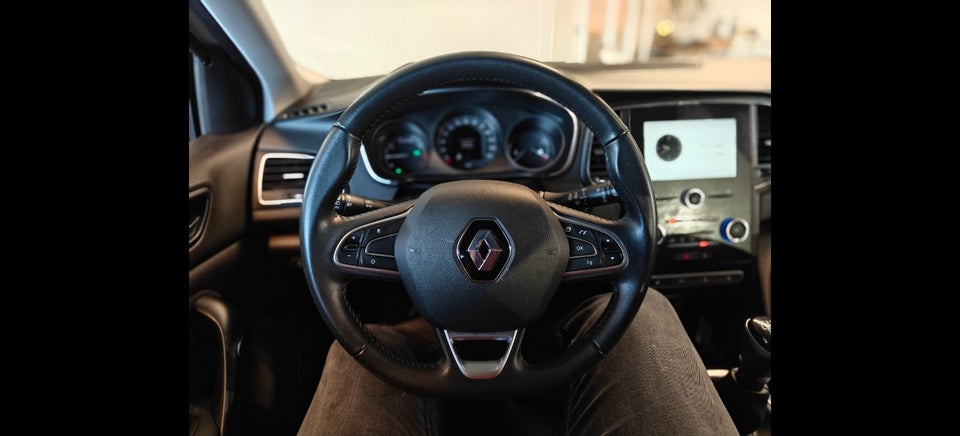 Renault Megane IV 1,3 TCe 140 Limited Sport Tourer 5d