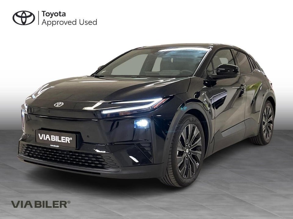 Toyota C-HR+ 77 Executive AWD 5d