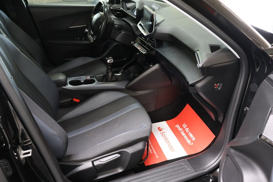 Peugeot 2008 1,5 BlueHDi 100 Allure 5d