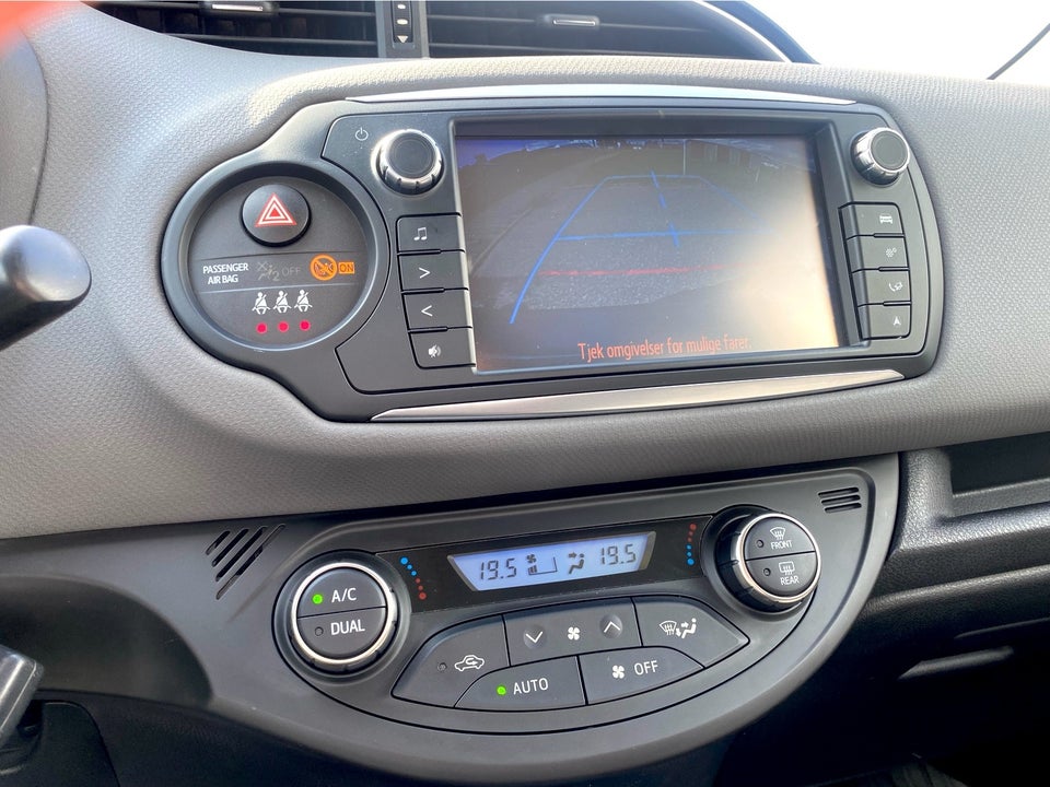 Toyota Yaris 1,5 Hybrid H2 e-CVT 5d