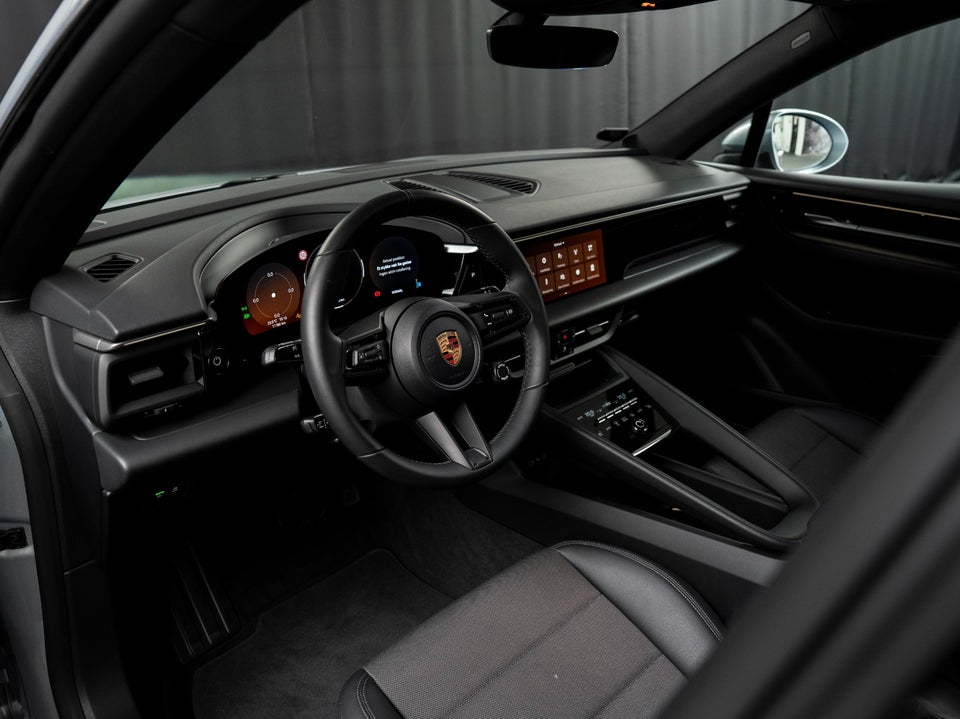 Porsche Macan 5d