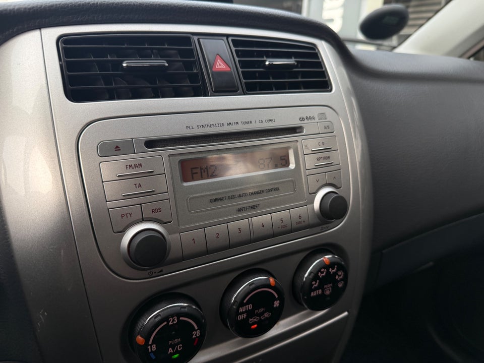 Suzuki Liana 1,6 5d