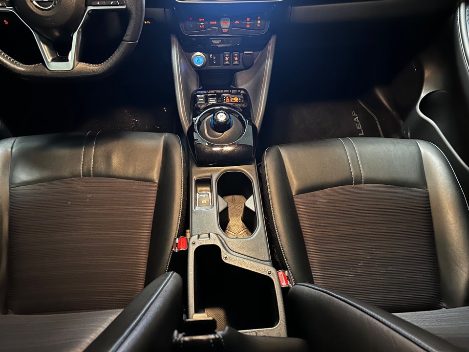 Nissan Leaf 40 Tekna 5d
