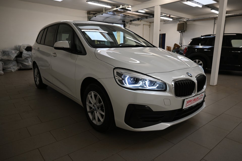 BMW 216i 1,5 Gran Tourer Connected 7prs 5d