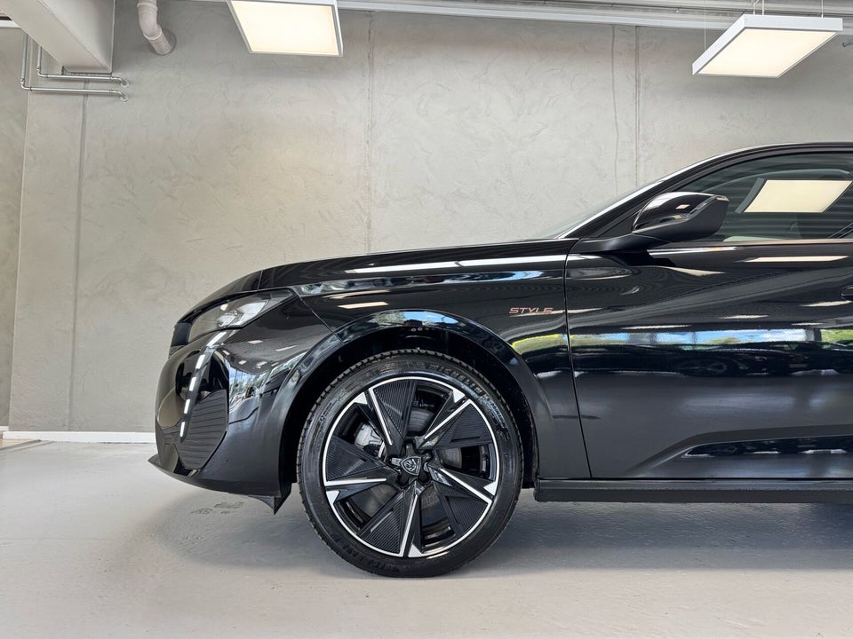 Peugeot e-308 54 Style 5d