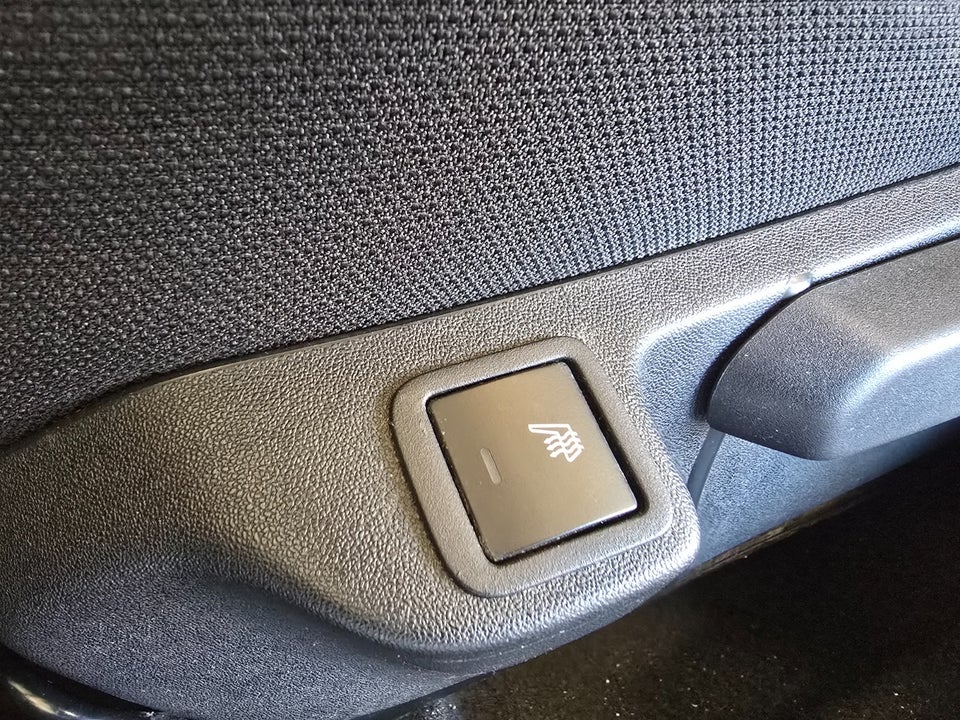 Citroën C1 1,0 VTi Attaque 5d