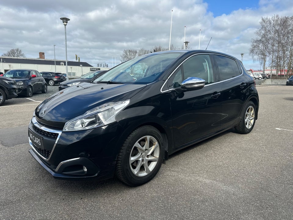 Peugeot 208 1,6 BlueHDi 100 Allure Sky 5d