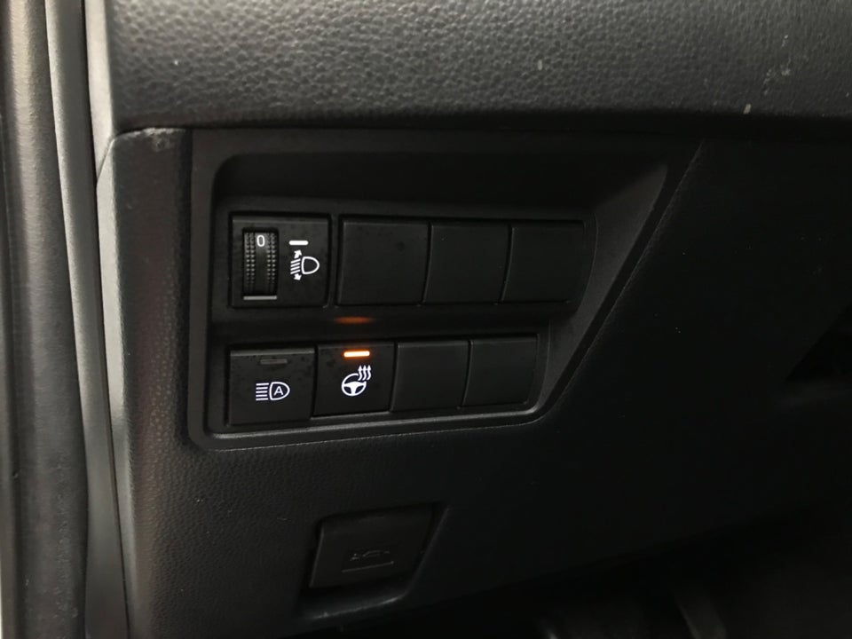 Toyota Yaris 1,5 Hybrid H3 Vision e-CVT 5d