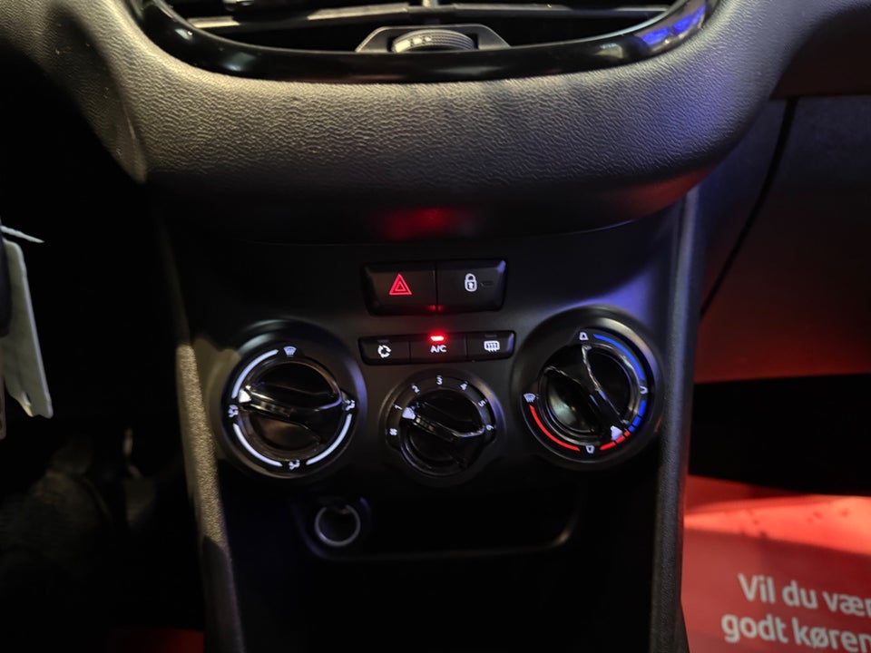 Peugeot 208 1,0 VTi Access 5d