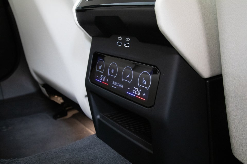 BMW i5 eDrive40 Fully Charged M-Sport Pro 4d