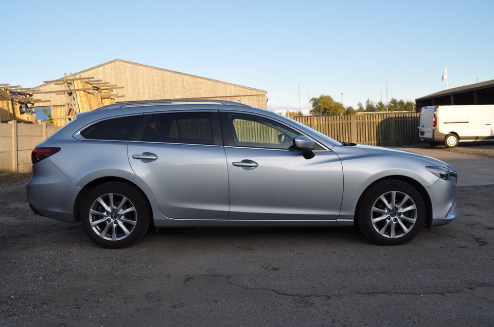 Mazda 6 2,2 SkyActiv-D 150 Core stc. aut. 5d