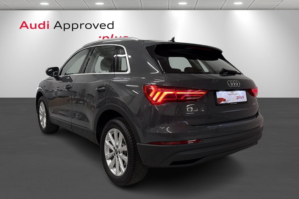 Audi Q3 45 TFSi e Attitude plus S-tr. 5d