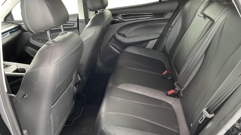 MG MG5 61 Luxury 5d