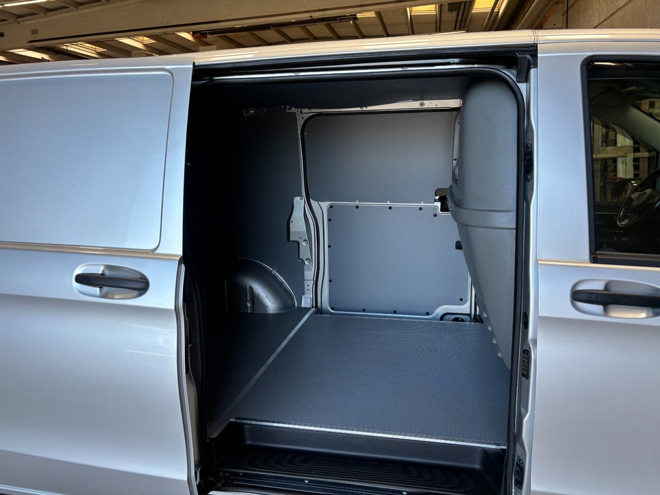 Mercedes Vito 116 2,0 CDi Kassevogn aut. L RWD