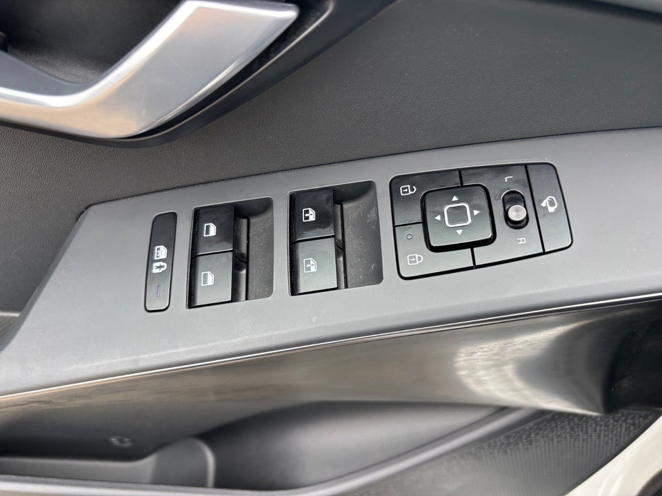 Kia Niro 64 EV Vision 5d