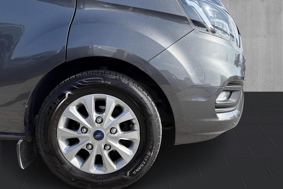 Ford Transit Custom 300 L2 2,0 EcoBlue Limited aut.