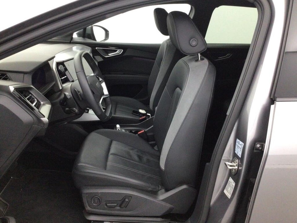Audi Q4 e-tron 45 S-line 5d