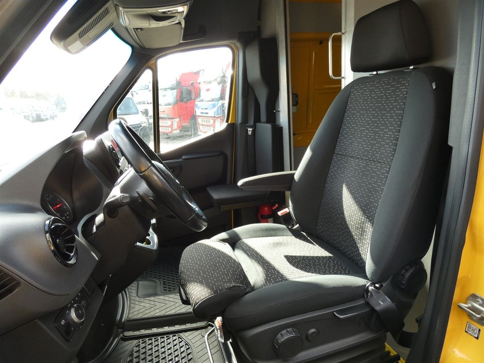 Mercedes Sprinter 317 2,0 CDi A3 Kassevogn aut. RWD