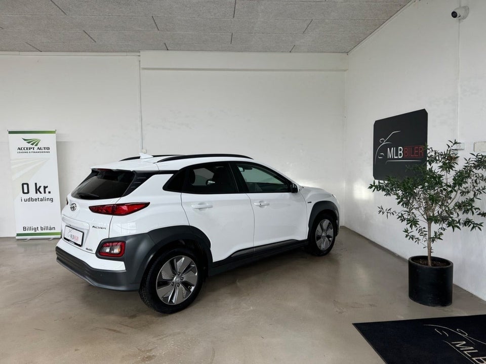 Hyundai Kona 64 EV Premium 5d