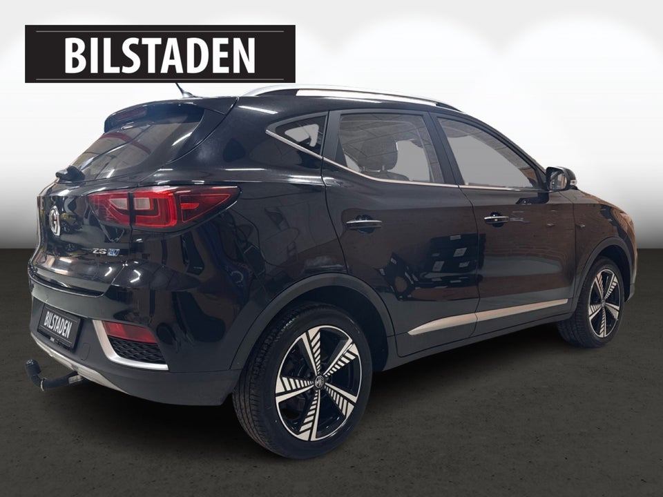 MG ZS EV Luxury 5d