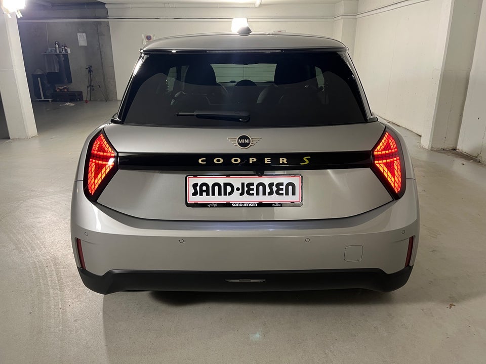 MINI Cooper SE Classic Trim M 3d