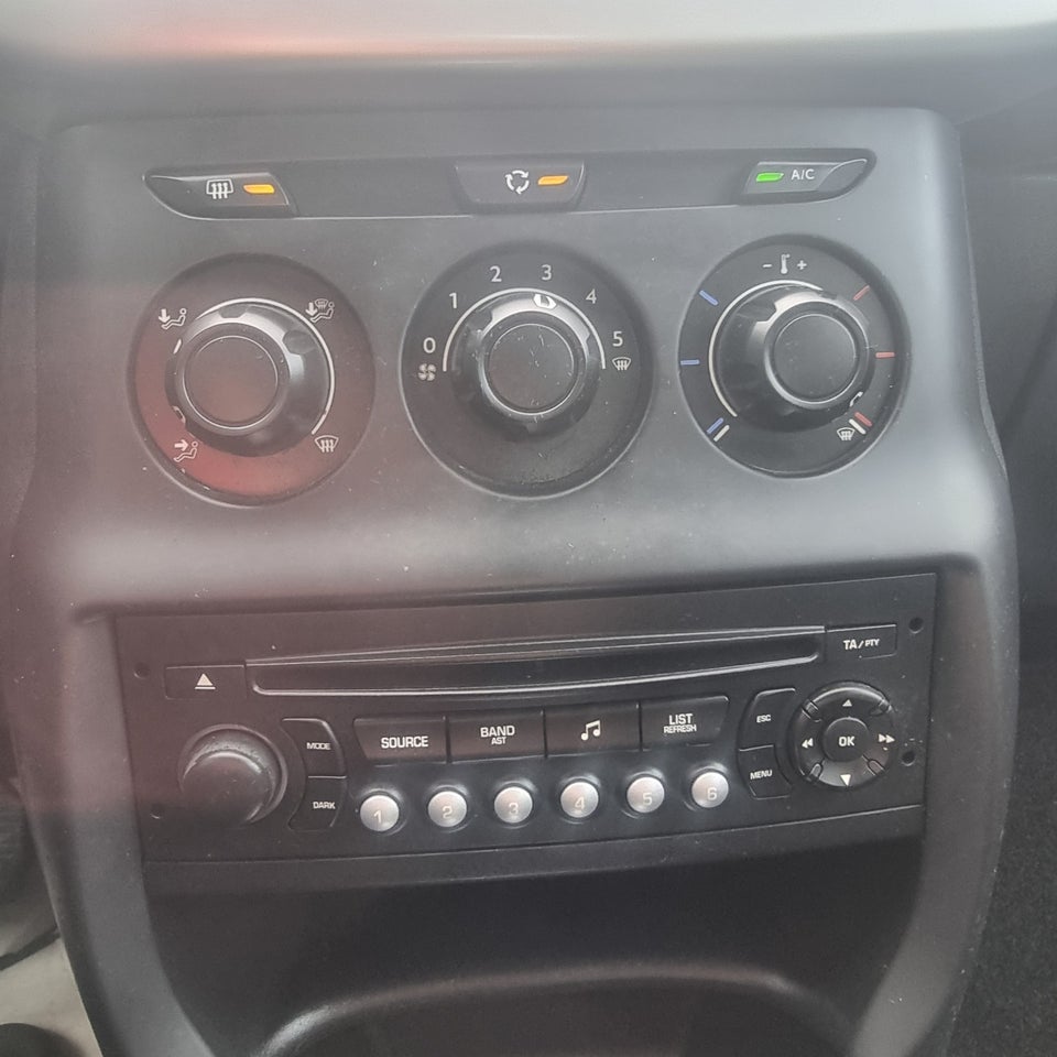 Citroën C3 1,4 e-HDi 70 Seduction E5G 5d