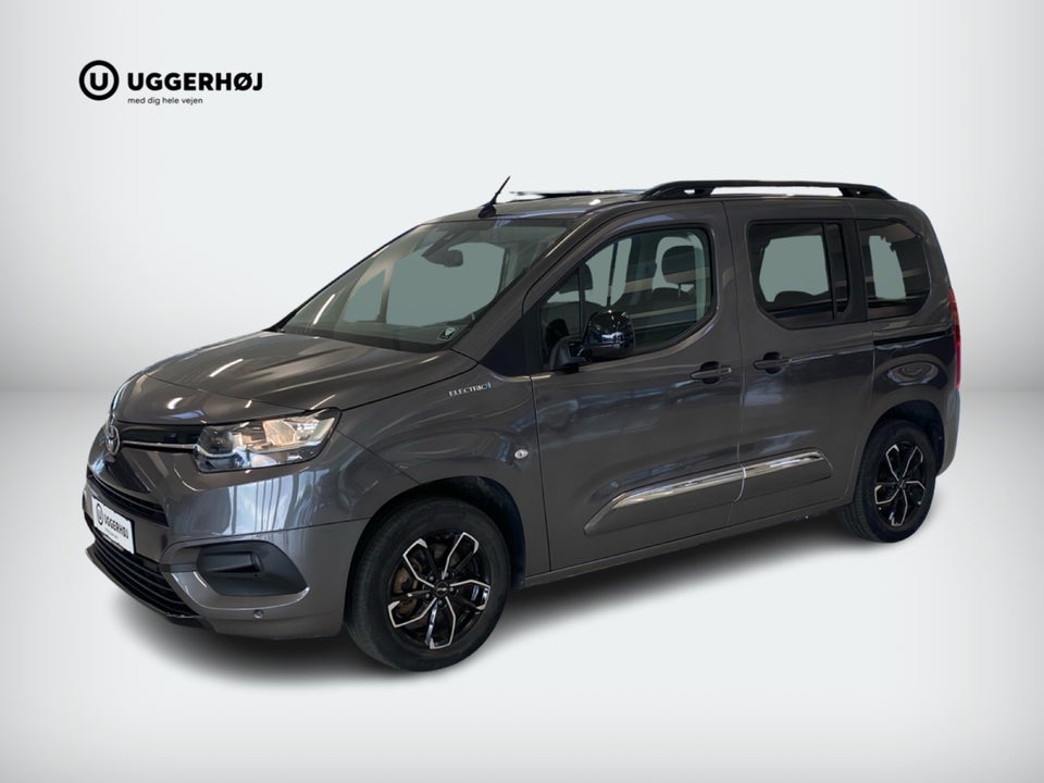 Toyota ProAce City Verso 50 Medium Family 5d