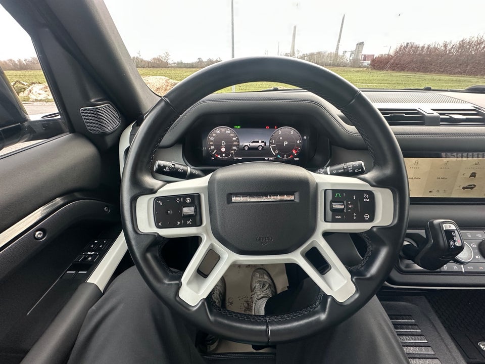 Land Rover Defender 90 3,0 D250 Hard Top X-Dynamic SE aut. Van 3d