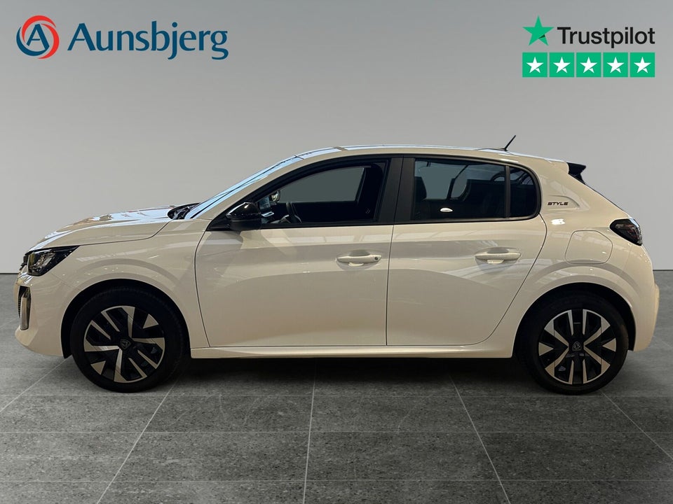 Peugeot e-208 50 Style 5d