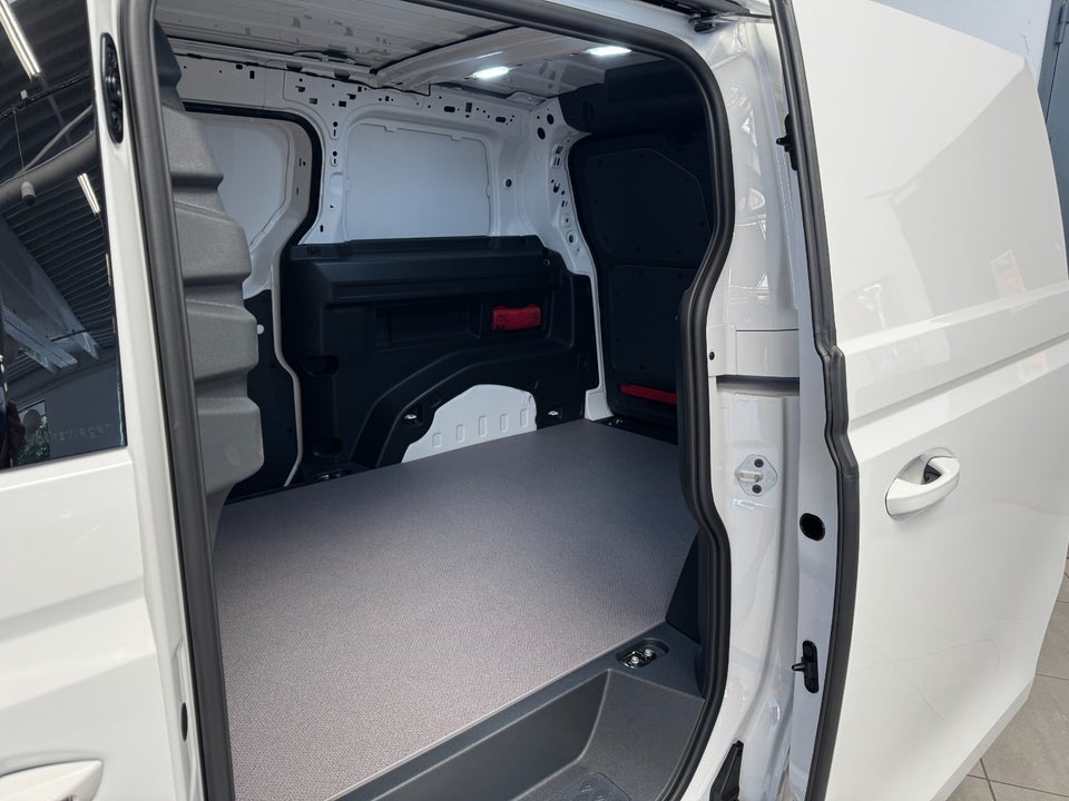 VW ID. Buzz 79 Cargo Pro