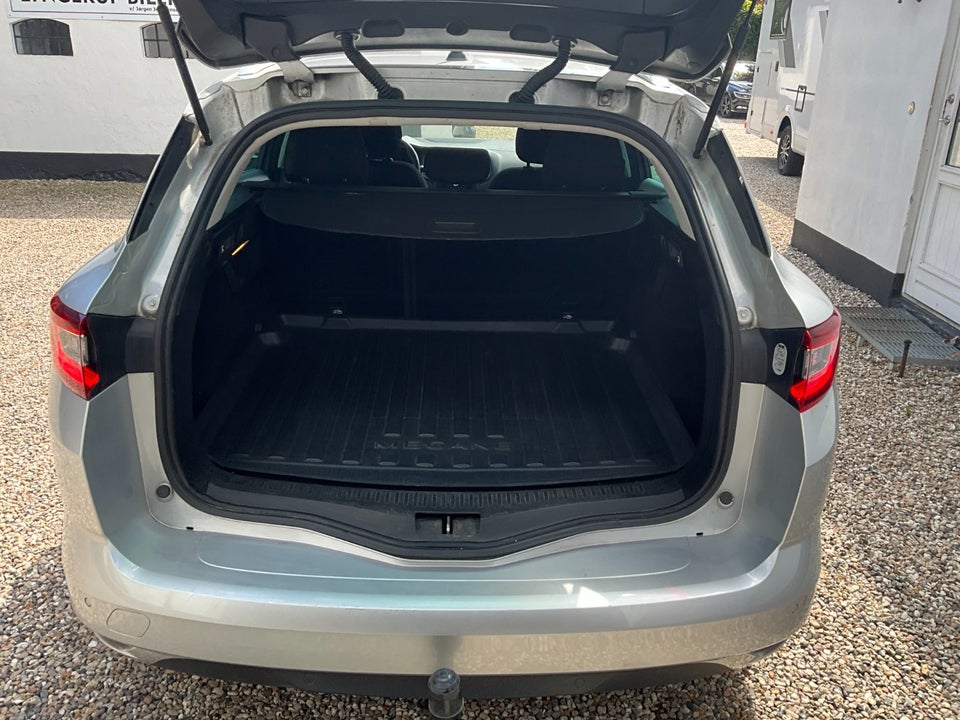 Renault Megane IV 1,2 TCe 130 Zen Sport Tourer 5d