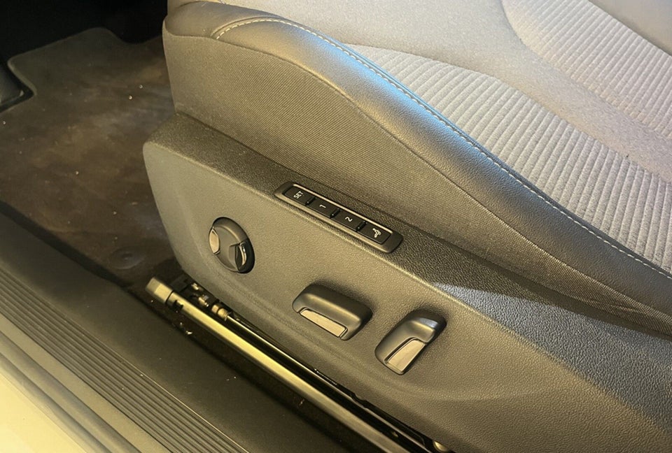 Skoda Enyaq 80 iV Loft 5d