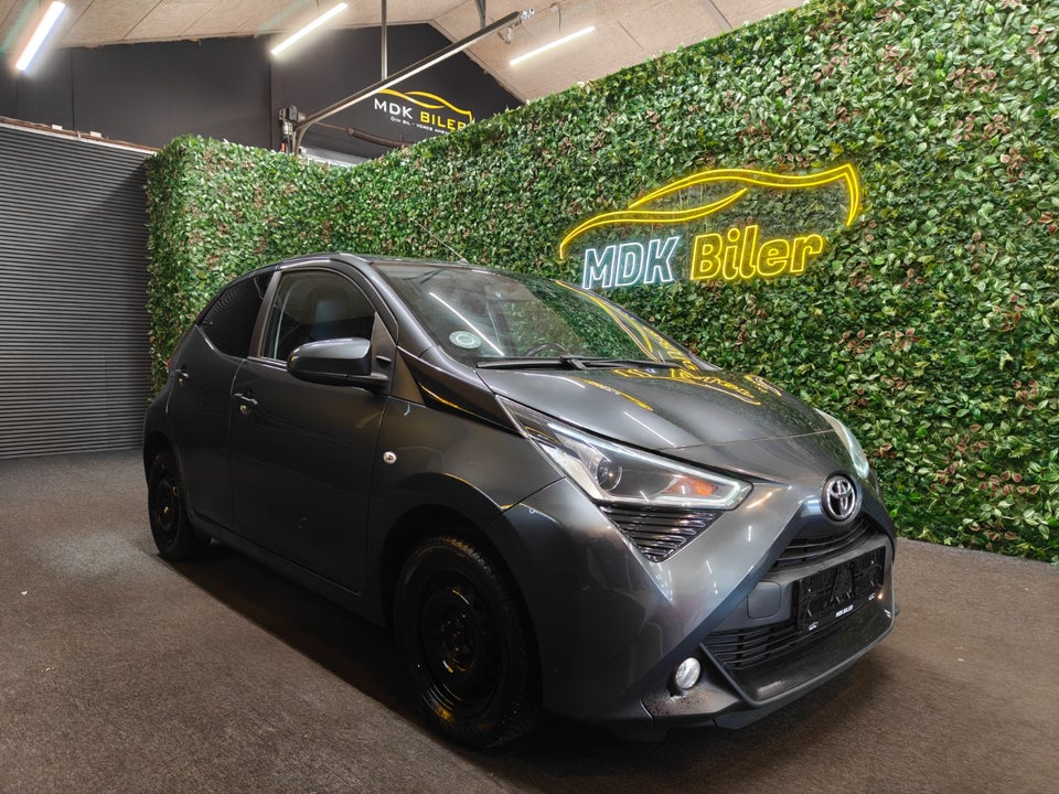 Toyota Aygo 1,0 VVT-i x-pression 5d