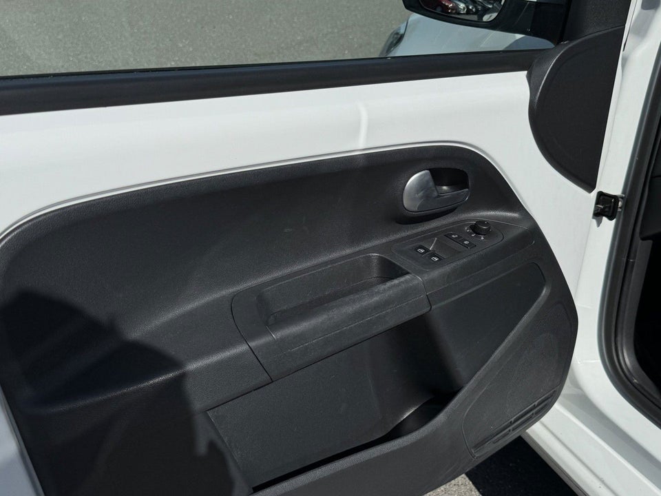 VW Up! 1,0 MPi 65 Move Up! 5d