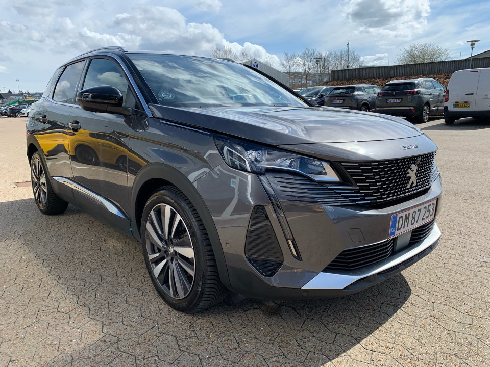 Peugeot 3008 1,6 Hybrid4 GT Pack EAT8 5d