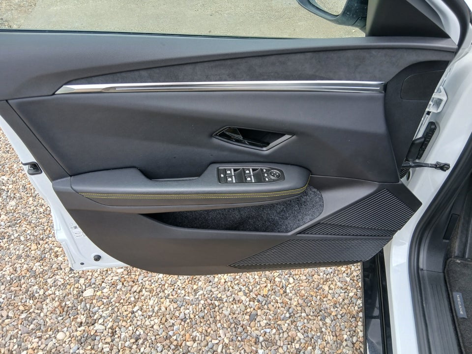 Renault Megane E-Tech 60 Techno 5d