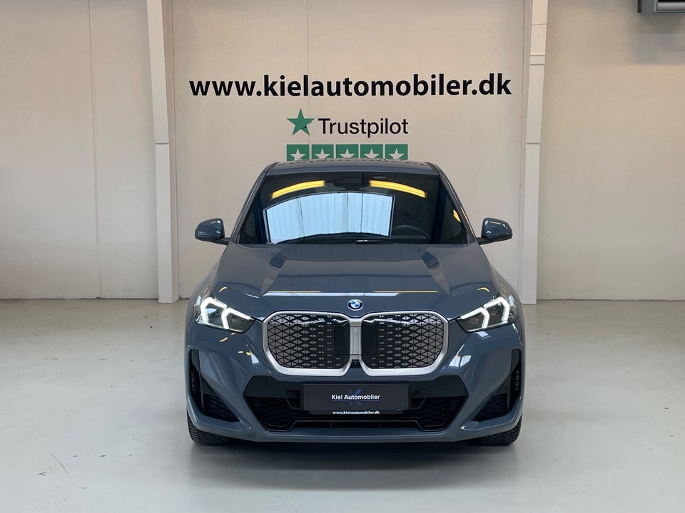 BMW iX1 xDrive30 Fully Charged M-Sport 5d