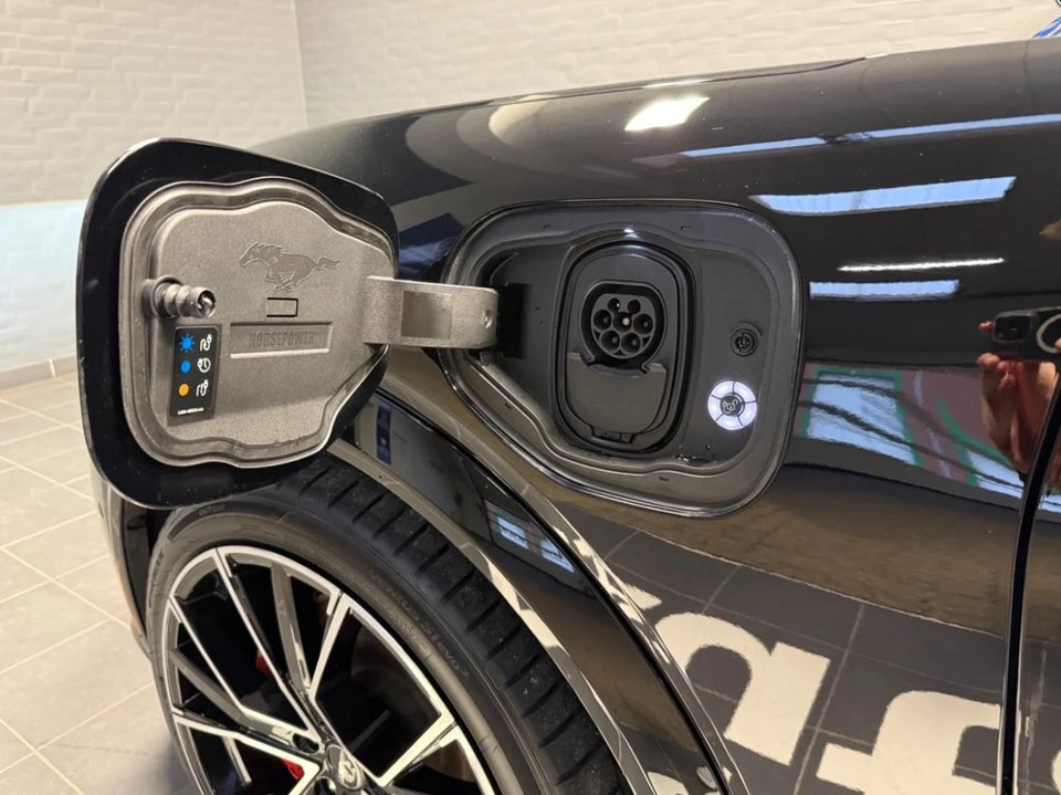 Ford Mustang Mach-E 88 Extended Range AWD 5d