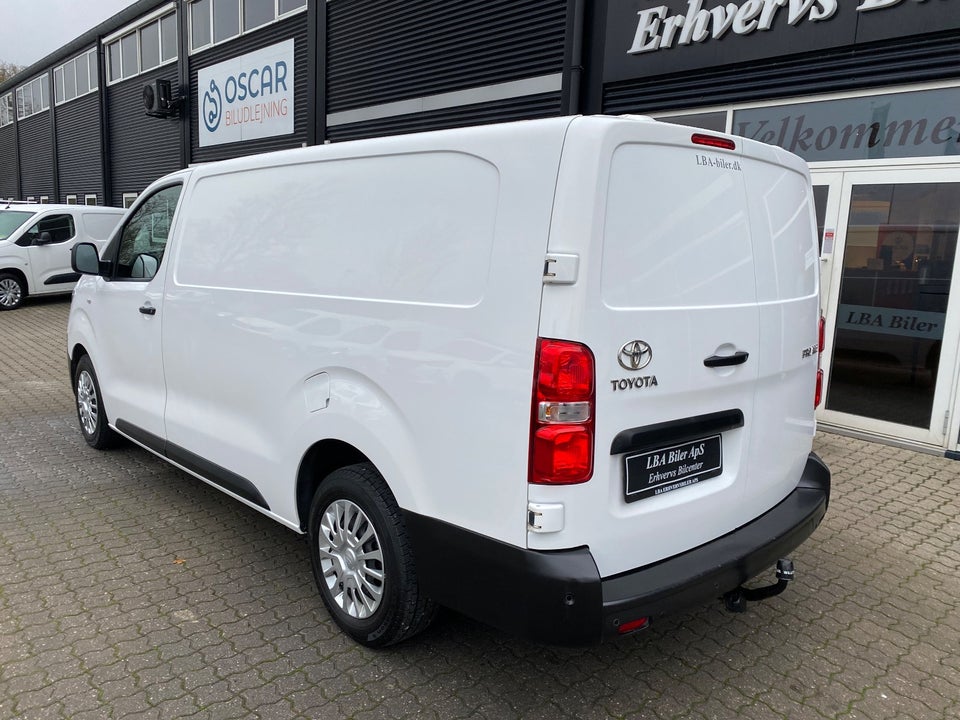 Toyota ProAce 2,0 D 144 Long Comfort Master aut. 4d