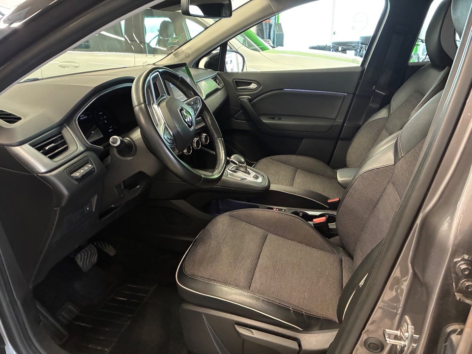 Renault Captur 1,6 E-Tech Intens 5d