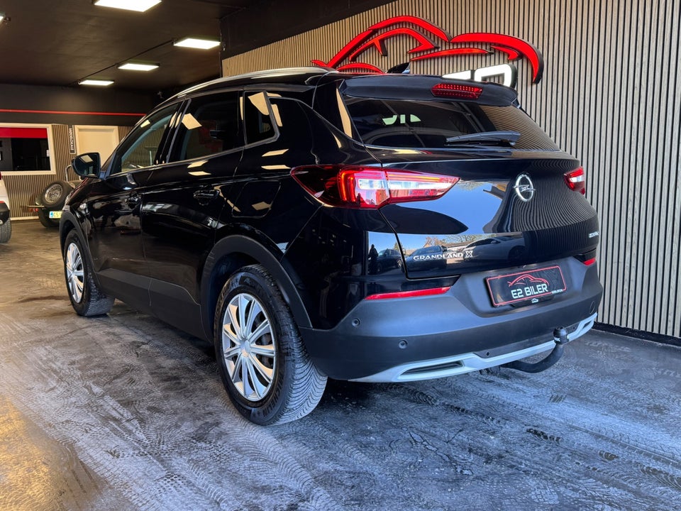 Opel Grandland X 1,6 Hybrid4 Ultimate aut. 5d
