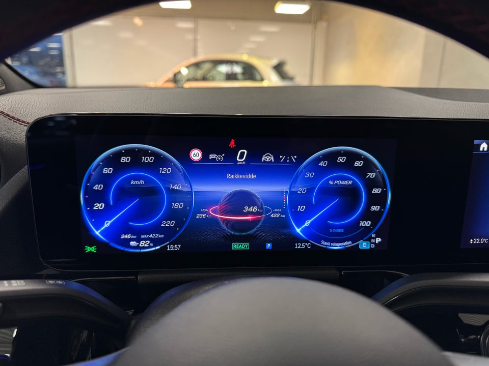 Mercedes EQA300 AMG Line 4Matic 5d