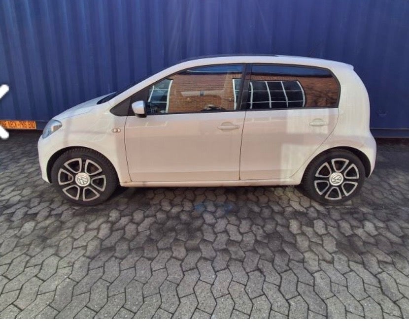 VW Up! 1,0 75 Club Up! BMT 5d