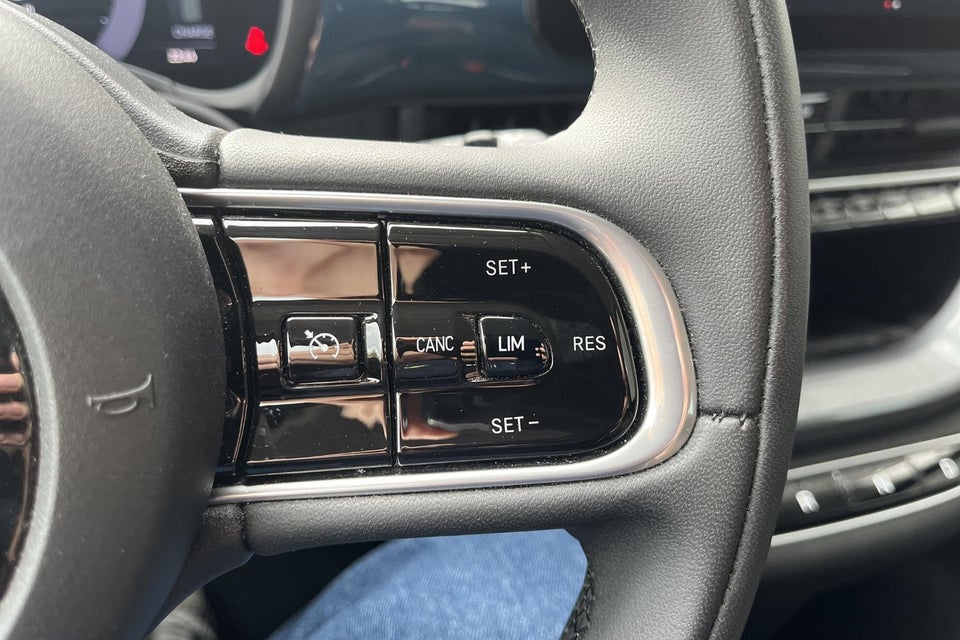 Fiat 500e 42 Icon 3d