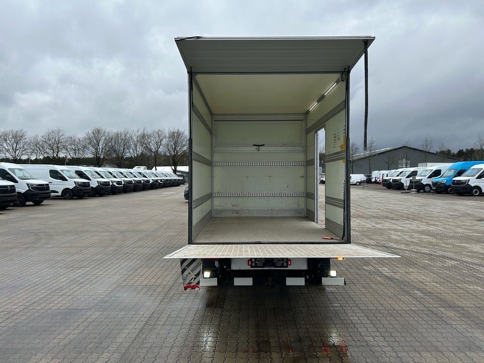 Mercedes Sprinter 317 2,0 CDi A2 Chassis aut. RWD 2d