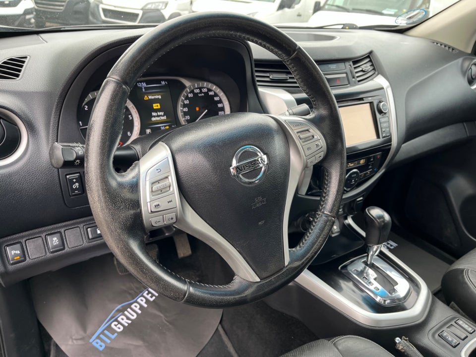 Nissan Navara 2,3 dCi 190 Db.Kab Tekna aut. 4d