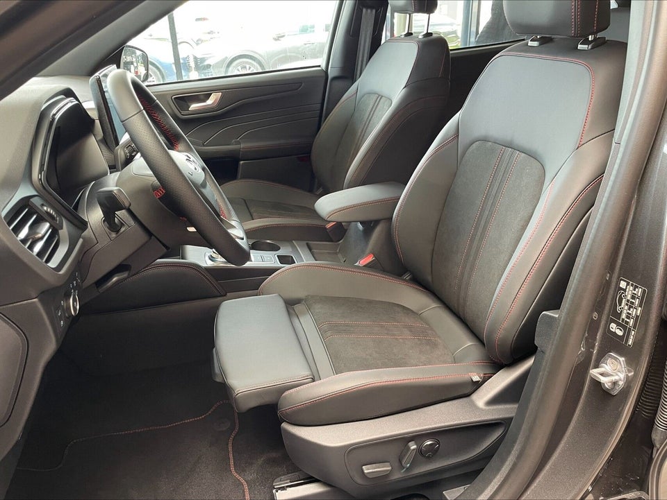 Ford Kuga 2,5 PHEV ST-Line X CVT 5d